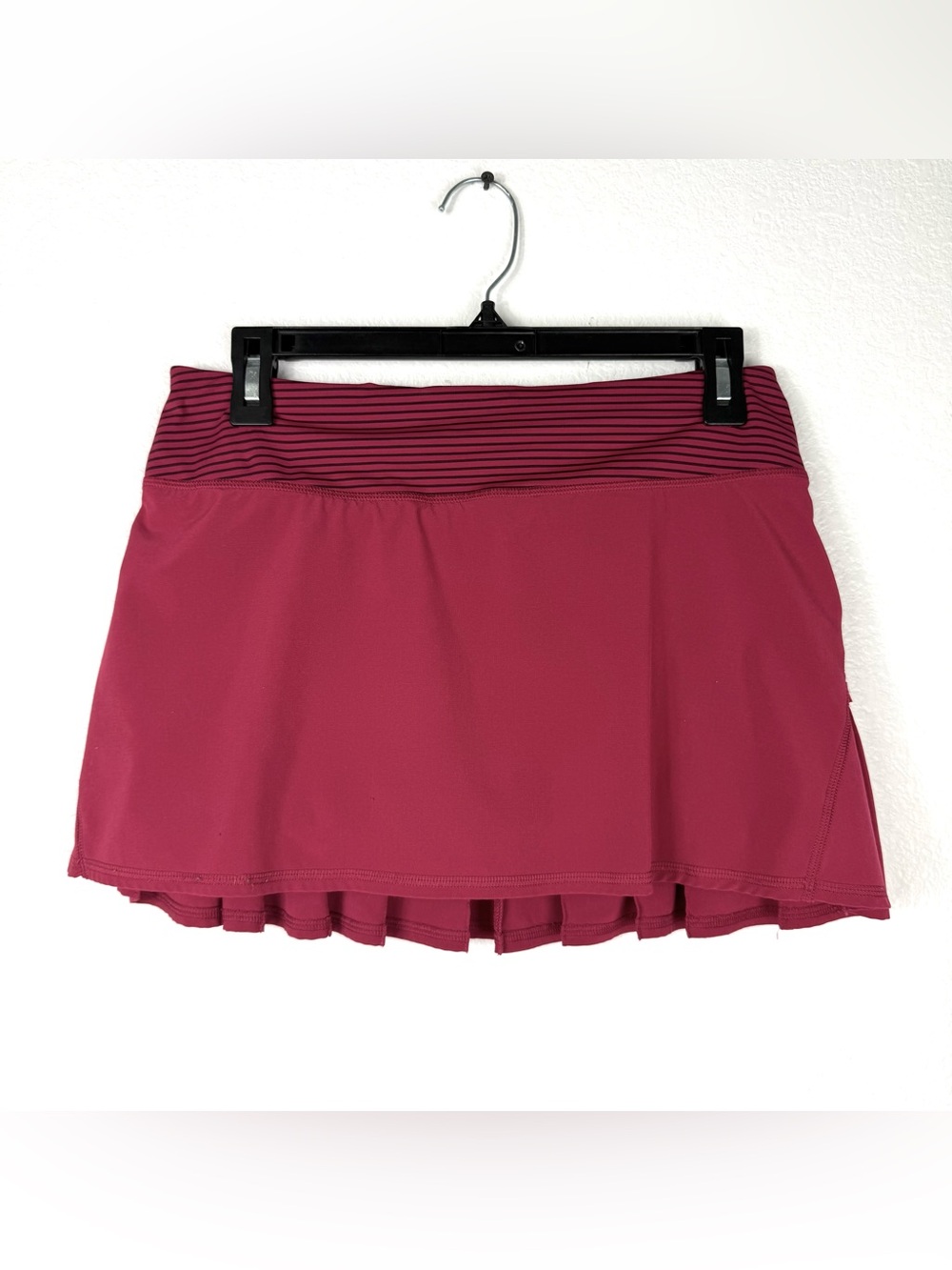 Lululemon Run: Pace Setter Athletic Skirt Built-In Shorts in Berry Pink size 6